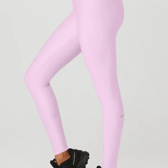 NWT Alo Yoga high waist airlift leggings- Sugarplum pink - Picture 3 of 4